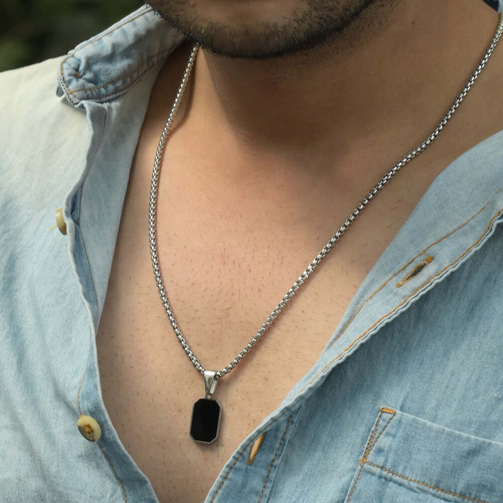 Shadow Octane Necklace