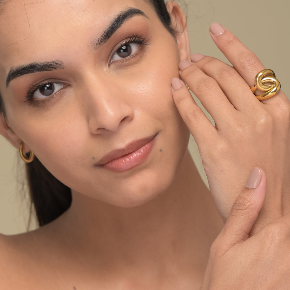 Timeless Knot Ring