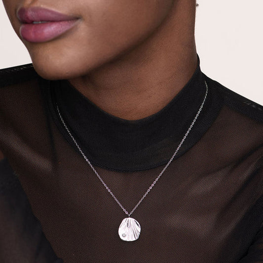 Oyster With Tiny Pearl Necklace- 18k White Gold Plated