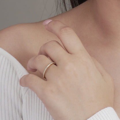 Sparkling Serenity Gold Ring